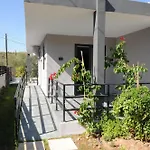 Bellelen - Vassilikos